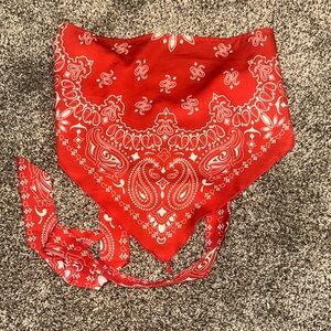 Red bandana top